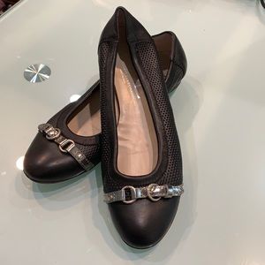 Gently used AGL Flat 39.5